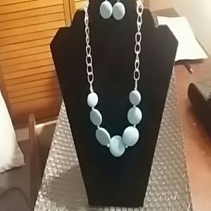 Matching necklace set